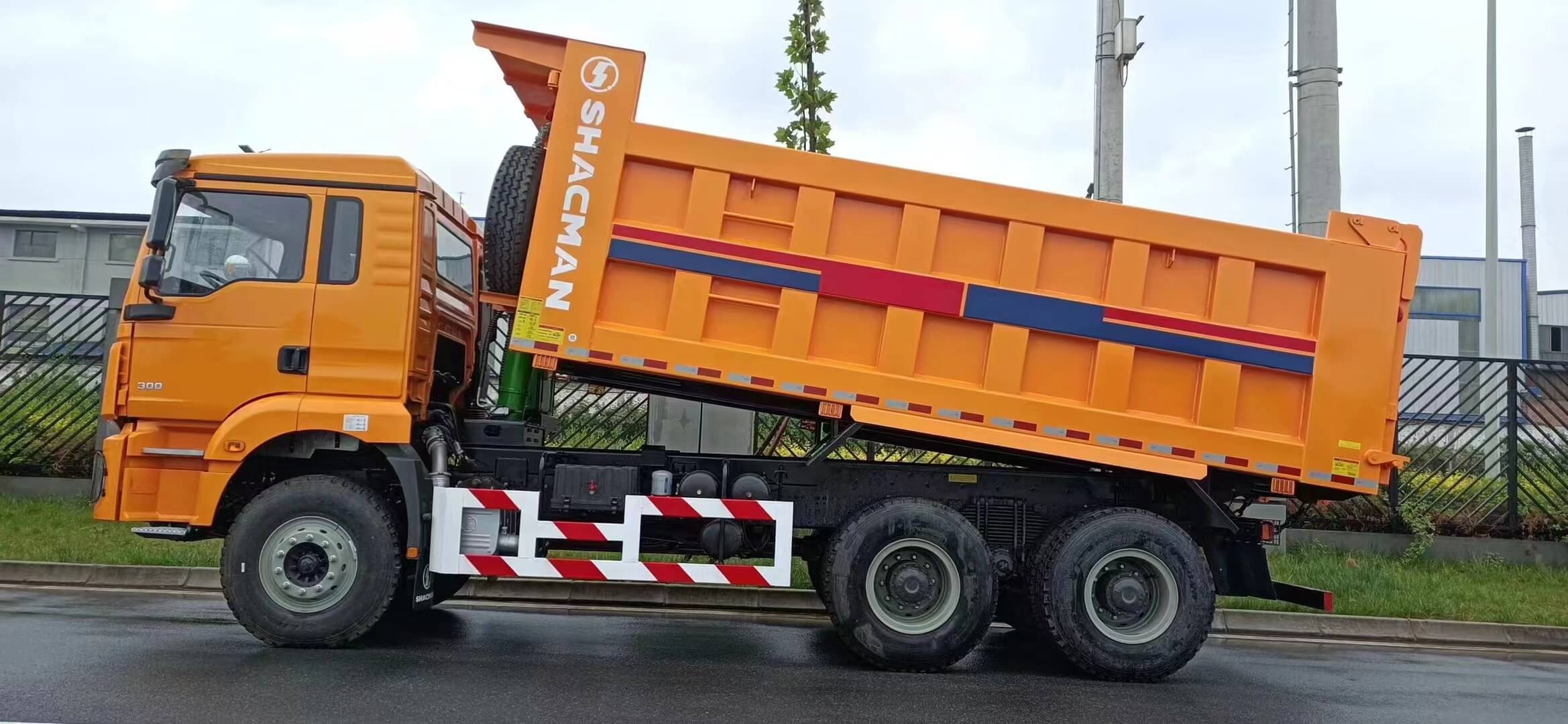 SHACMAN F3000 6x4 Dump Truck